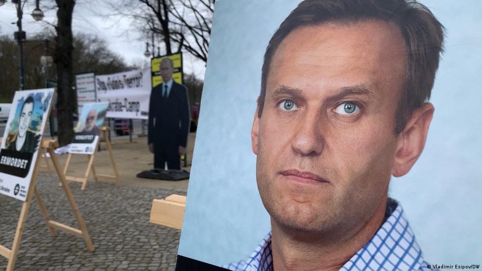 EU Imposes Sanctions on Russian Scientists Linked to Navalny Case