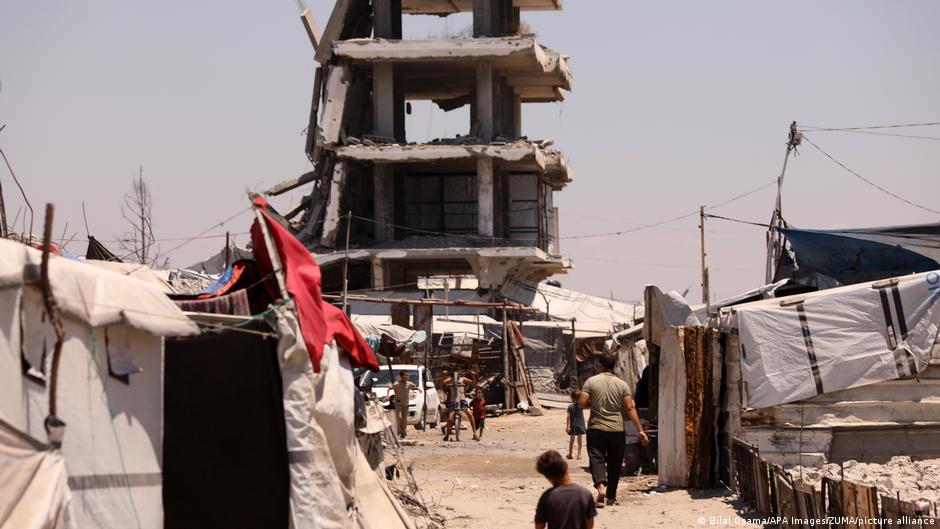 European Union Pledges €900 Million for Gaza Reconstruction Amidst Calls for Palestinian Authority Reforms