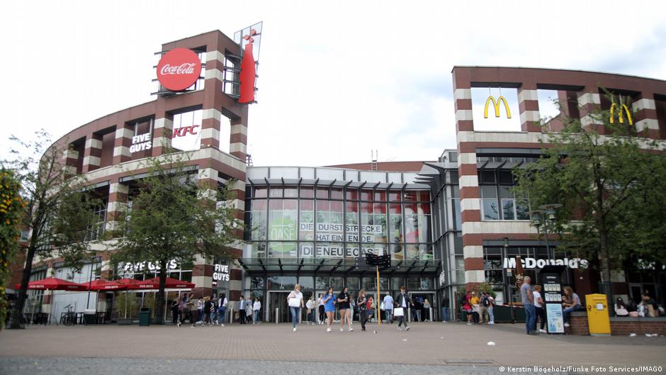 German Cities Face Financial Peril Amid Rising Social Costs and Declining Revenue